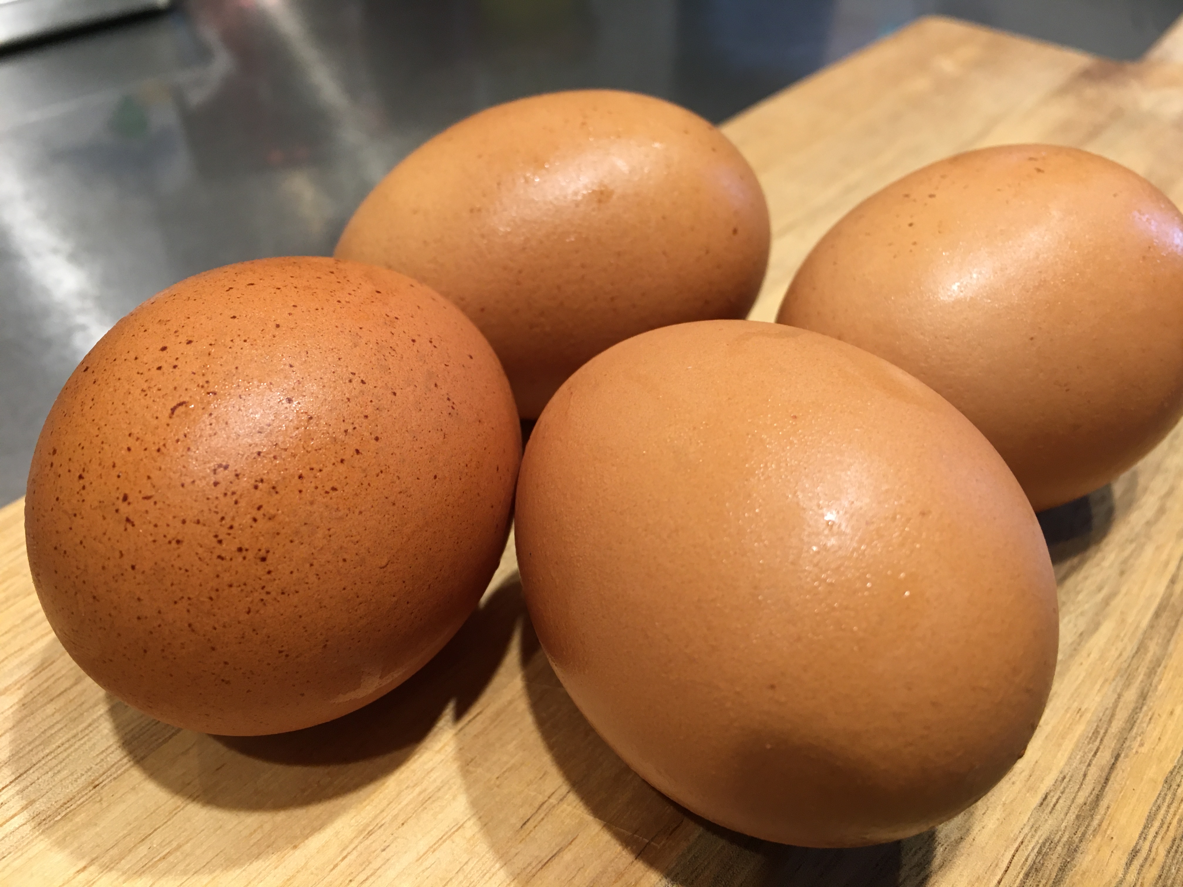 卵は４つ使います。